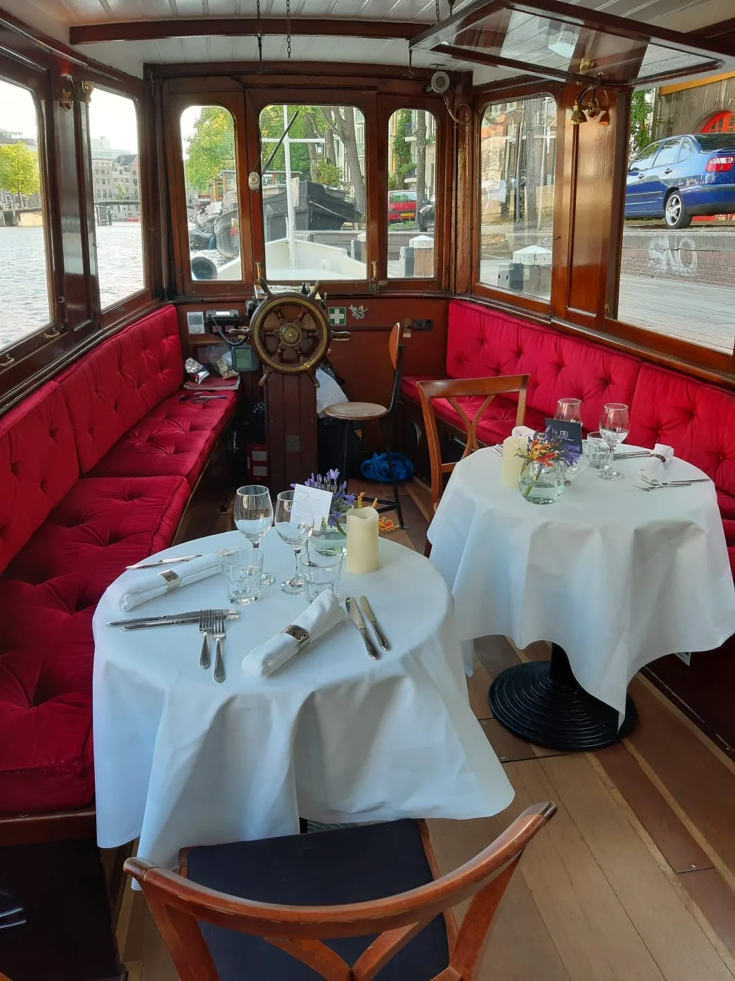 Diner bij kaarslicht